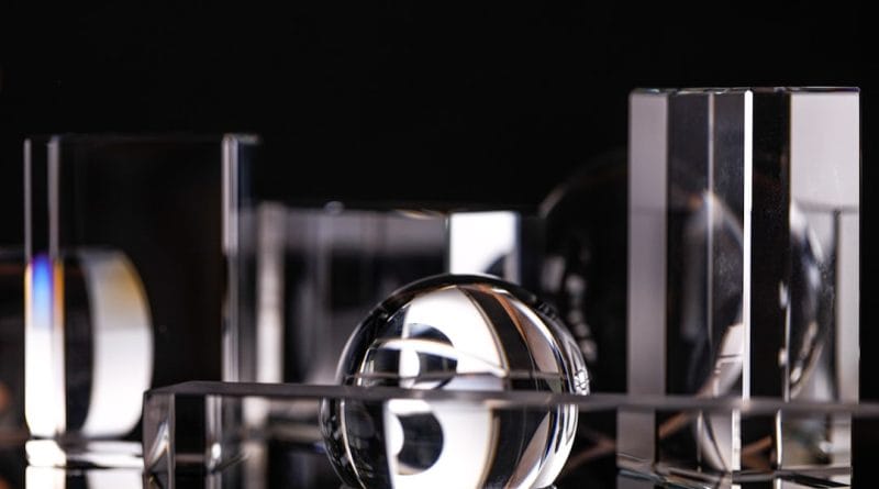 ruyada cam vitrinde saat gormek ne demek